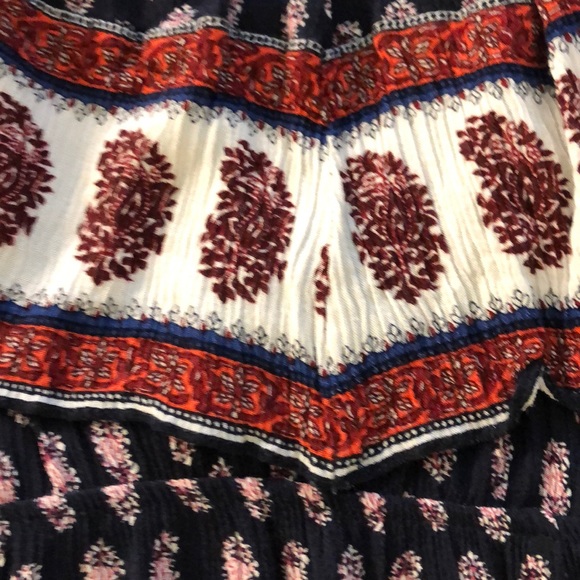 Patterned Maxi Dress ✨ - Picture 3 of 7